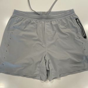 Men’s ten thousand shorts